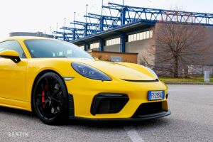 Porsche Cayman 718 GT4 - 2020