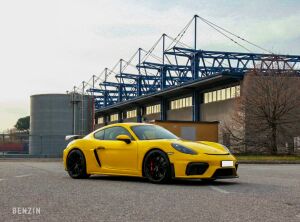 Porsche Cayman 718 GT4 - 2020