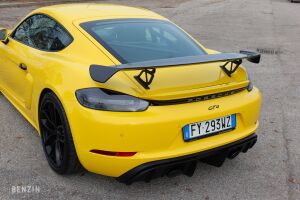 Porsche Cayman 718 GT4 - 2020