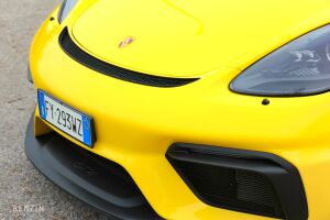 Porsche Cayman 718 GT4 - 2020