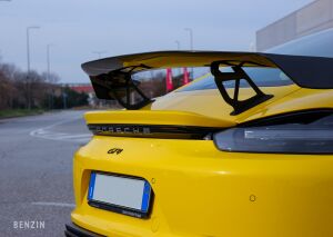 Porsche Cayman 718 GT4 - 2020