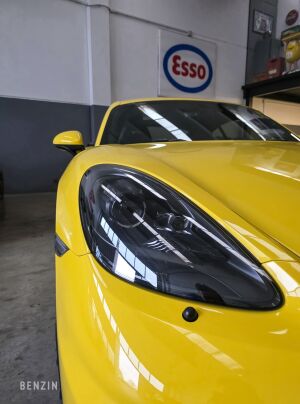 Porsche Cayman 718 GT4 - 2020