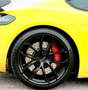 Porsche Cayman 718 GT4 - 2020