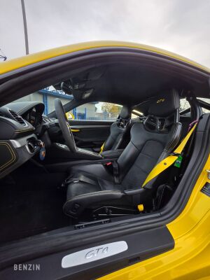 Porsche Cayman 718 GT4 - 2020