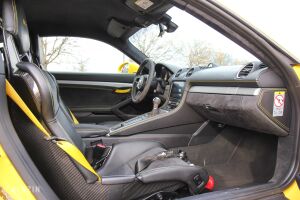 Porsche Cayman 718 GT4 - 2020