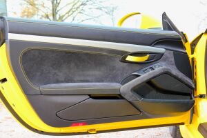 Porsche Cayman 718 GT4 - 2020