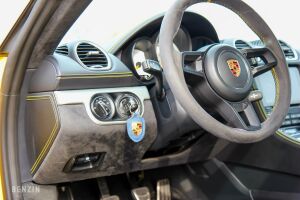 Porsche Cayman 718 GT4 - 2020