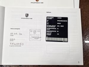 Porsche Cayman 718 GT4 - 2020