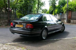 BMW 528i e39 66k km - 1996