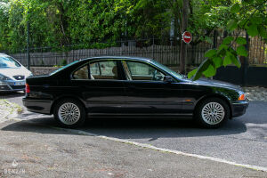 BMW 528i e39 66k km - 1996