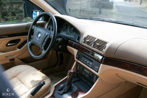 BMW 528i e39 66k km - 1996