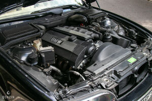 BMW 528i e39 66k km - 1996