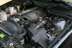 BMW 528i e39 66k km - 1996