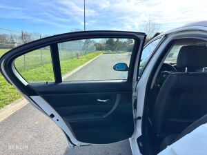 BMW 330i e90 *48k km - 2006