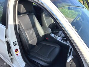 BMW 330i e90 *48k km - 2006