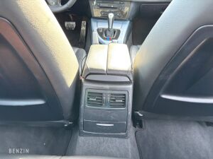 BMW 330i e90 *48k km - 2006