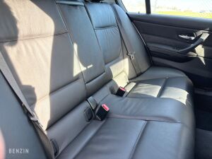 BMW 330i e90 *48k km - 2006