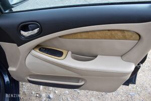 Jaguar S-Type 3.0 V6 - 2001