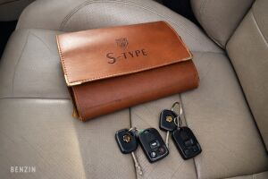 Jaguar S-Type 3.0 V6 - 2001