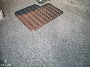 BMW 330i e90 *48k km - 2006