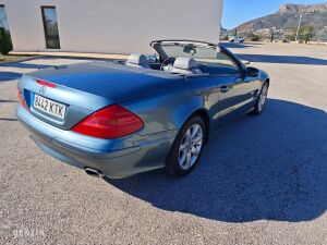 Mercedes-Benz SL 500 R230 - 2001