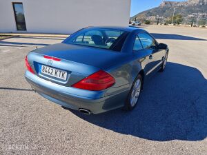 Mercedes-Benz SL 500 R230 - 2001