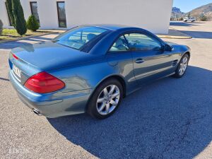 Mercedes-Benz SL 500 R230 - 2001