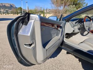 Mercedes-Benz SL 500 R230 - 2001