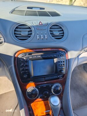 Mercedes-Benz SL 500 R230 - 2001