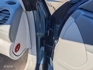 Mercedes-Benz SL 500 R230 - 2001