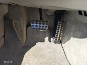 Mercedes-Benz SL 500 R230 - 2001