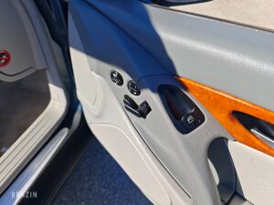 Mercedes-Benz SL 500 R230 - 2001