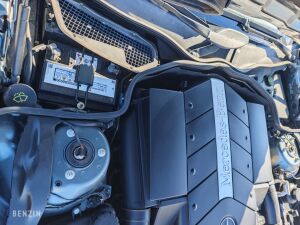 Mercedes-Benz SL 500 R230 - 2001