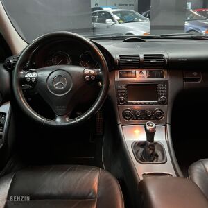 Mercedes-Benz C230 V6 - 2006