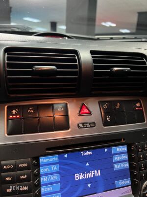 Mercedes-Benz C230 V6 - 2006