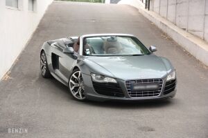 Audi R8 Spyder V10 - 2011