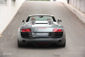 Audi R8 Spyder V10 - 2011