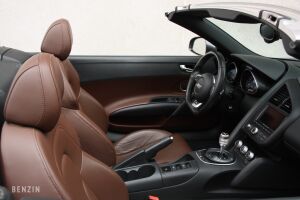 Audi R8 Spyder V10 - 2011