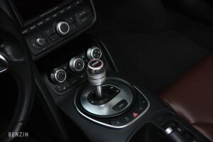 Audi R8 Spyder V10 - 2011