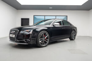 Audi S8 - 2014