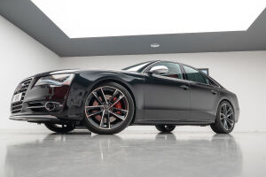 Audi S8 - 2014