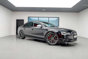 Audi S8 - 2014