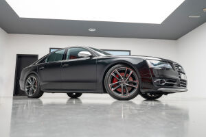 Audi S8 - 2014