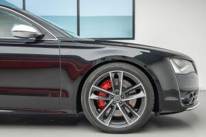 Audi S8 - 2014
