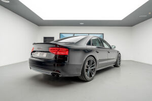 Audi S8 - 2014