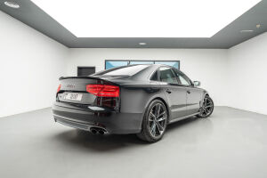 Audi S8 - 2014