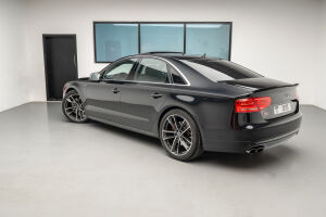 Audi S8 - 2014