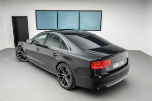 Audi S8 - 2014