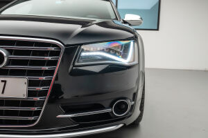 Audi S8 - 2014