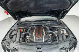 Audi S8 - 2014